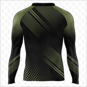 T-shirt de compression à manches longues pour hommes BJJ MMA Rash guards en polyester personnalisé par sublimation Rash Guard Entraînement Vêtements de fitness - Product Image 2