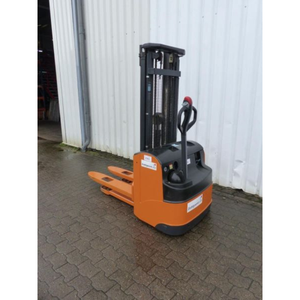 Chariot élévateur XXL semi-électrique avec moteur Capacité de 1500 kg Hauteur de levage de 3000 mm France - Product Image 2