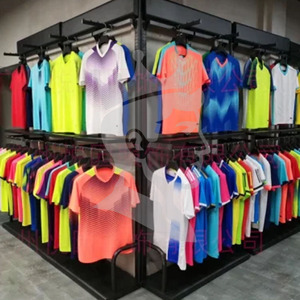 Uniforme de football professionnel unisexe pour hommes Nouveau style Vêtements de sport de taille personnalisée Couleur unie Service OEM disponible Uniforme de football - Product Image 6