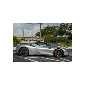 Fer-rari Testarossa con icónicas tiras laterales y potencia de 12 cilindros - Product Image 6