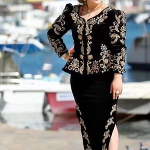 DERNIÈRE & MAGNIFIQUE DESIGN BRODERIE SUR ROBE JACKET-KARAKOU NOIRE AVEC PERLES DE VERRE EN CRISTAL, PERLES, DABKA WORK @ 2024 - Product Image 1