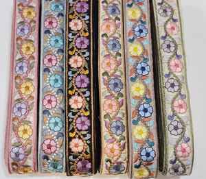 Aplique de encaje dorado de encaje de flores de venta directa de fábrica de alta calidad y encaje - Product Image 4