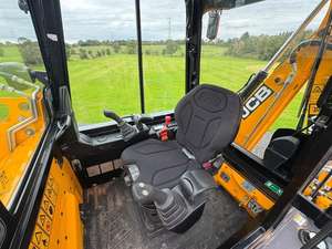 LIVRAISON GRATUITE JCB 1CX CHARGEUSE-PELLETEUSE À ROUES Homologuée EPA CE avec Cylindre Hydraulique Eaton, Moteur, Pompe, Boîte de vitesses et PLC. - Product Image 5