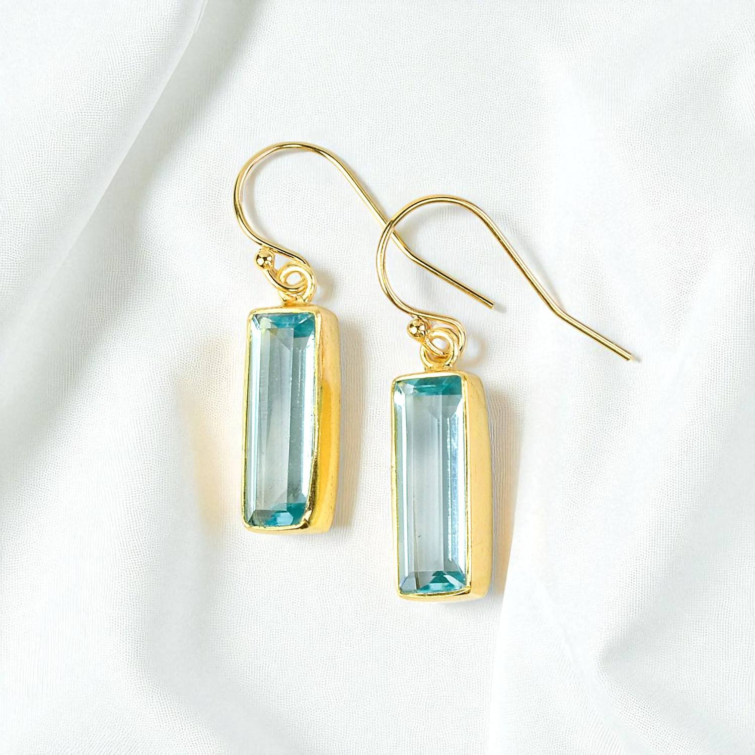 บุษราคัมสีฟ้า