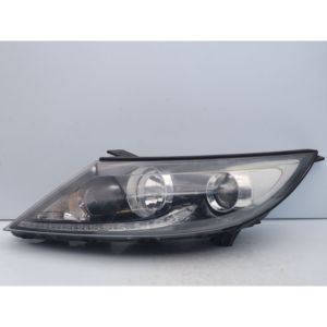 Faro Anteriore Sinistro per Serie Sportage 921013U270 Motore D4FD 1685cc (10>16) - Product Image 1