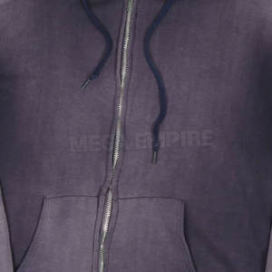 Sudaderas con capucha Sunfade de talla grande a la moda para hombre en diferentes colores Logotipo personalizable Temporada de invierno Nuevo diseño teñido liso - Product Image 4