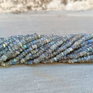Natural Blue Flashy Labradorite Smooth <b>Heishi</b> Tyre Beads for Jewelry Making 4-5mm Labradorite Gemstone Beads At Wholesale Price - Product Image 2