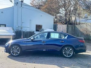 INFINITI Q50 Luxe AWD 2024 Bleu Frais, Occasion avec Toit Ouvrant, Pack Exécutif, Démarrage à Distance, Sièges en Cuir, Boîte Automatique, Jantes en Alliage - Product Image 2