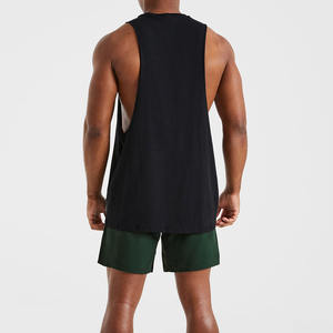 Vente en gros de shorts décontractés légers pour hommes, dernière conception personnalisée avec poches, techniques de teint uni à motif uni - Product Image 3