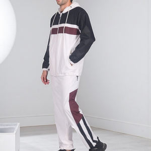 Chándal de Nailon Personalizado con Logotipo, Ropa Deportiva Urbana para Hombre, Conjunto de 2 Piezas de Alta Calidad, Chaqueta Cortavientos Ligera, Chándal de Invierno para Hombre - Product Image 1