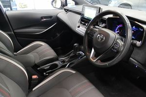 USADO LHD/RHD 2021 T O Y O T A COROLLA 1,8 GR SPORT - Product Image 3