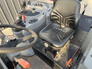 รถแทรคเตอร์4WD 80HP แมสซีย์เฟอร์กูสัน5455กระปุกเกียร์เครื่องยนต์อุปกรณ์ทางการเกษตรประสิทธิภาพสูง - Product Image 6