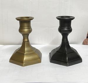 เชิงเทียนโลหะสีดำด้านที่ทันสมัยที่วางเทียนแฮนด์เมดสำหรับตกแต่งคริสต์มาส - Product Image 4