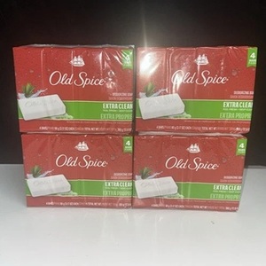 Savon déodorant en barre Old Spice Extra Clean Fresh, best-seller, 3,17 oz. 16 barres, 4 paquets - Product Image 1