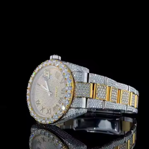 Montre Hip Hop de luxe pour hommes en acier inoxydable de haute qualité avec sertissage artisanal de diamants Moissanite VVS - Product Image 4