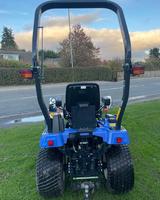 TRACTOR ISEKI TXGS24 DE ALTO RENDIMIENTO, 23 HP, MOTOR DIÉSEL DE 3 CILINDROS, SISTEMA DE TRANSMISIÓN HIDROSTÁTICA DE 2 RANGOS EN VENTA