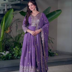 Vestidos Largos Anarkali de Estilo Indio y Pakistaní, Vestidos Elegantes de Estilo Bollywood con Dupatta con Estampado Floral y Bordado con Lentejuelas - Product Image 1