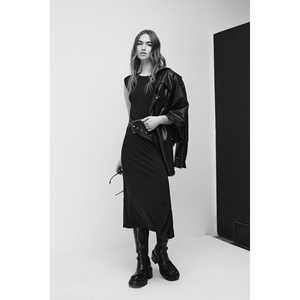 Midi Dress with <b>Shoulder</b> <b>Pads</b> and Side Slits - Product Image 6