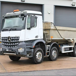 Camion benne d'occasion Mercedes-Benz Arocs 3240 8x4 Diesel, transmission automatique, Euro 6.5, conduite à droite, modèle 2013 - Product Image 1