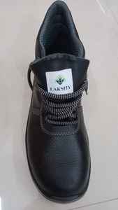 Chaussures de sécurité très vendues avec embout en acier ou composite et semelle en PU utilisées dans les industries alimentaire, du ciment et de la construction - Product Image 3