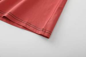 T-shirt uni haut de gamme avec tissu respirant. Conçu pour le confort, la durabilité et la simplicité au quotidien. - Product Image 6