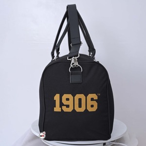 Bolsa de Transporte con Ruedas de Alta Calidad para la Fraternidad Alpha Phi Alpha, Color Negro y Dorado Antiguo - Product Image 3