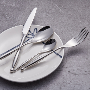 Ensemble de couverts de luxe en acier inoxydable 18/8 ustensiles de cuisine incroyables avec couteau unique polonais doré fourchette cuillère pour les fêtes de mariage - Product Image 3