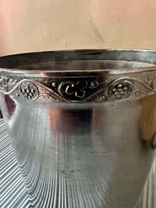 Cubo de Hielo Básico con Acabado Plateado para Uso Diario, Diseño Simple y Práctico para Mesa, Hogar, Bar, Cocina y Comedor Informal - Product Image 6