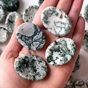 Pierre d'inquiétude pour le pouce en agate naturelle pierre de guérison en cristal poli pour le soulagement du stress et la méditation pierres d'inquiétude en gros - Product Image 3