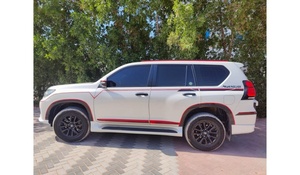 Toyota Land Prado Cruiser SUV GCC Pneus AWD R20 d'occasion Sièges en cuir ACC Régulateur de vitesse Carburant électrique Transmission automatique 2021 - Product Image 2
