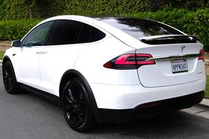 VOITURE ÉLECTRIQUE EXTRÊMEMENT PROPRE 2020 TE-SLA MODEL X LONG RANGE PLUS DUAL-MOTOR AWD AUTONOMIE EPA DE 351 MILES INTÉRIEUR 7 PLACES PRÊTE À ÊTRE EXPÉDIÉE - Product Image 4