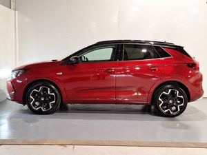 USADO LHD/RHD 2024 VAUXHALL GRANDLAND 1,2 ULTIMATE - Product Image 3