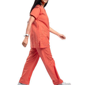 Nuevo Diseño Personalizado de Uniformes Médicos para Mujer 2026, Conjuntos de Uniformes Más Vendidos, 100% Algodón, Alta Calidad, Servicio OEM - Product Image 4