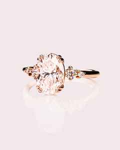 Lujoso anillo de diamante de moissanita de corte ovalado Vintage de oro rosa y blanco de 14K para boda, fiesta de compromiso o regalo de aniversario - Product Image 2