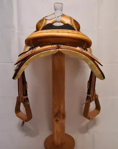 2025 tendance Durable confortable 100% cuir de vachette Western selle cheval harnais tailles personnalisées correspondant en cuir véritable - Product Image 2