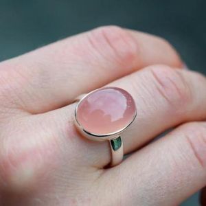 7 to 9 Carat Rose Quartz Ring Natural <b>Pink</b> Gemstone Trendy Oval Cut in 925 Sterling Silver <b>for</b> Women <b>for</b> Parties - Product Image 1