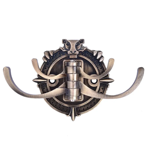 Porte-serviettes mural en laiton antique KHUNTI à 4 crochets, porte-clés traditionnel indien, crochets décoratifs robustes - Product Image 6