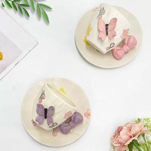 Juego de Taza y Platillo de Cerámica con Diseño de Mariposa Estilo INS, con Mariposa 3D y Asa con Lazo, 200 ml - Product Image 4