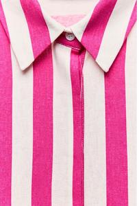 Blusa de rayón suave superventas con detalles de encaje y cuello elegante pero cómoda para uso diario disponible para la venta - Product Image 6