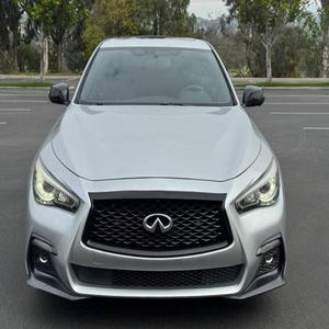 Infiniti Q50 Red Sport 400 2020 Usado en Buen Estado - Product Image 1