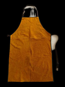 Heavy duty cowhide <b>leather</b> <b>apron</b> suitable for welding and fabrication work <b>Leather</b> workshop <b>apron</b> designed for heat resistant - Product Image 2