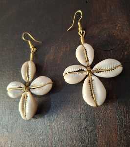 ต่างหูเปลือกหอยทำด้วยมือสไตล์ Boho ชายฝั่งทะเลสไตล์ชายหาดธรรมชาติน้ำหนักเบาออกแบบลายดอกไม้สำหรับผู้หญิงและเด็กผู้หญิง - Product Image 6