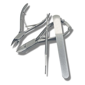 Haute qualité personnalisé en acier inoxydable coupe-ongles coupe manucure et pédicure Kit podologie Instruments en gros boîte emballée - Product Image 3