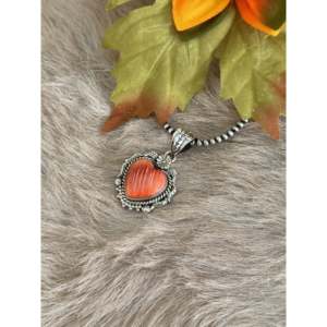 Pendentif artisanal en pierre d'huître barbelée du Sud-Ouest avec attache en argent sterling - Product Image 3
