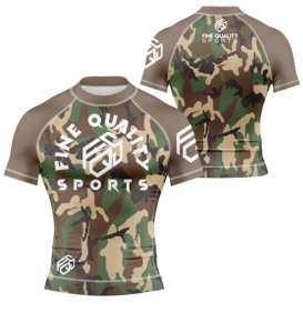 Rashguard de compression personnalisé OEM imprimé par sublimation, en polyester et élasthanne, à manches courtes - Product Image 1