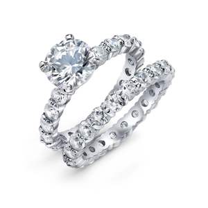 Anillo de Compromiso de Diamantes Solitario de Oro Amarillo de 18k al por Mayor, 2.01ctw, Corte Brillante, Anillo de Diamantes Cultivados en Laboratorio - Product Image 3