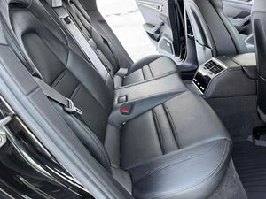 เบสท์บาย 2022 ปอร์เช่ พานาเมร่า 4S สปอร์ต ทูริสโม ทวินเทอร์โบ V6 ขับเคลื่อนสี่ล้อ หลังคาพาโนรามิกเต็มรูปแบบ - Product Image 3