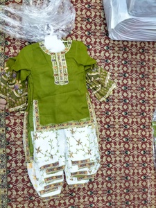 Robe de Style pakistanais en mousseline de soie respirante de haute qualité pour enfants filles dentelle droite robe de Club prête à l'emploi broderie paillettes - Product Image 2