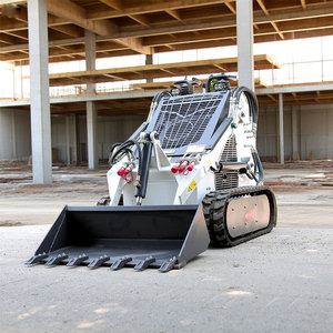 ASV Mustang รถตักขนาดเล็ก, รถตักดินขนาดเล็กเครื่องยนต์เบนซินคูบตา Moog ระบบไฮดรอลิกแบบรางสีขาวประสิทธิภาพสูงรถตัก - Product Image 2