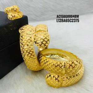 Brazaletes chapados en oro, diseño en línea, joyería de moda, un gramo, nuevo diseño, brazaletes, joyería, pulseras y brazaletes - Product Image 1